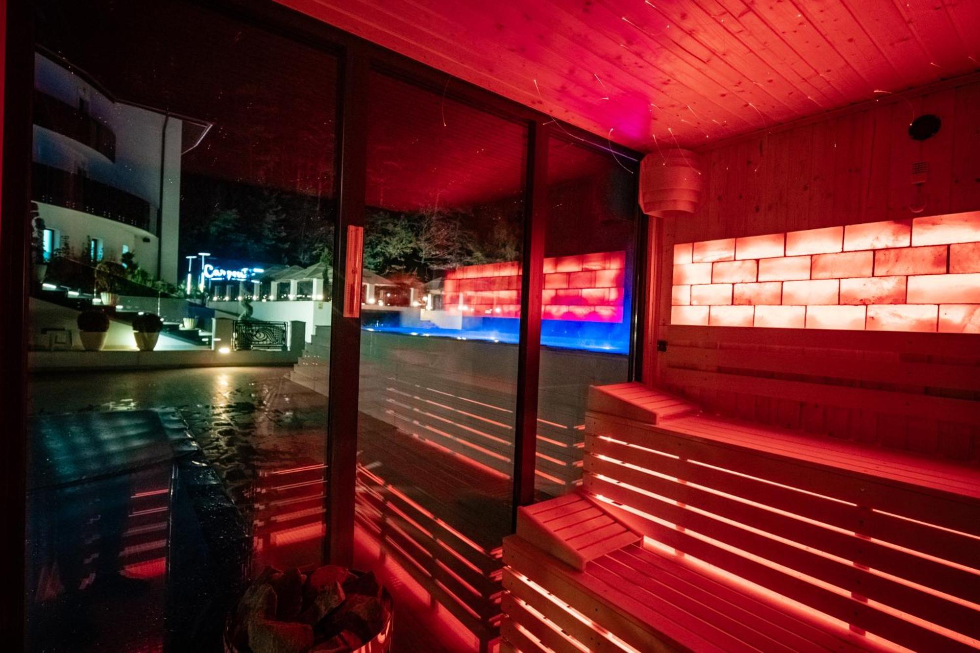 Hotel Carpentiere Arena à Răşinari Extérieur photo