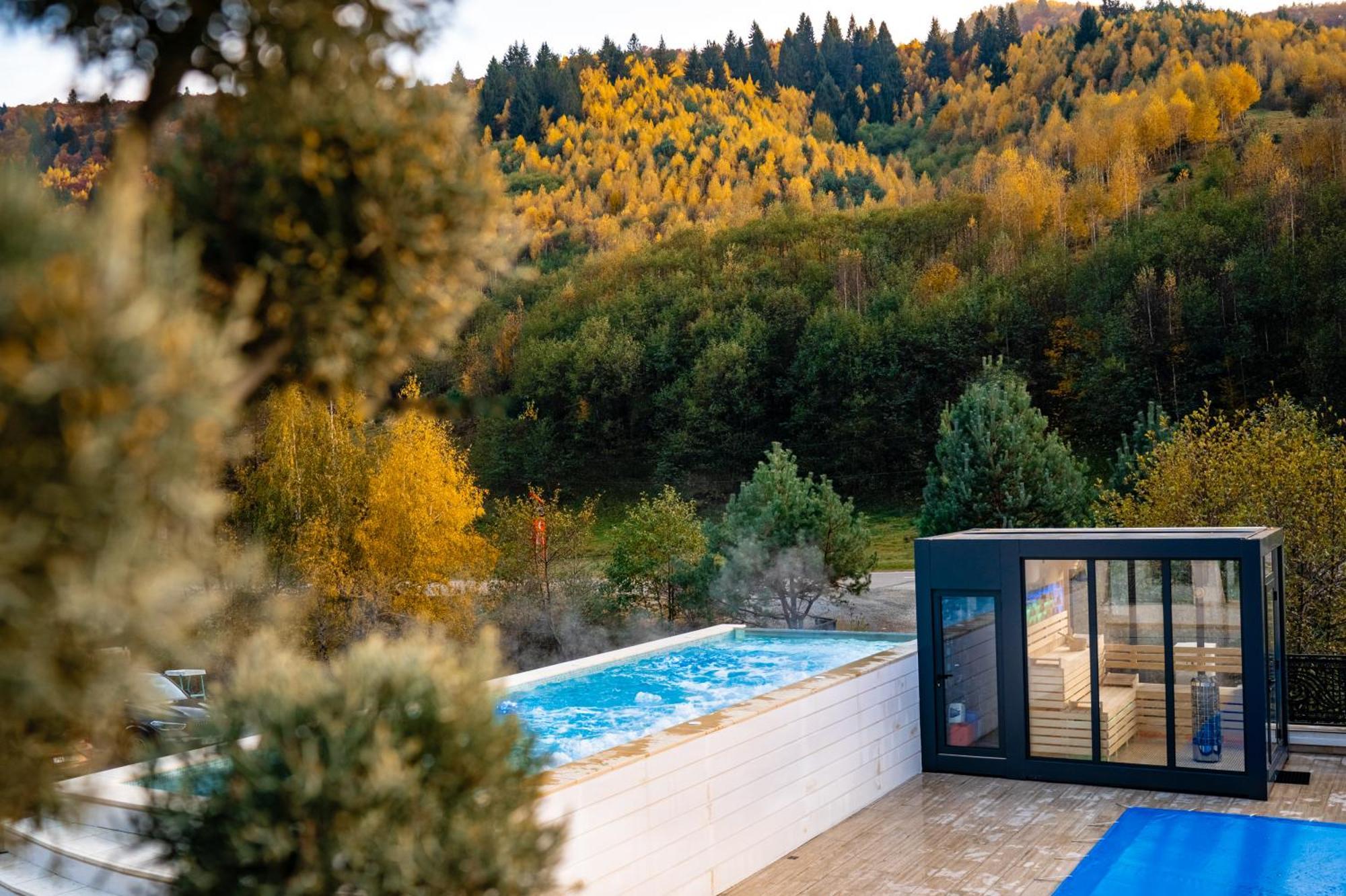 Hotel Carpentiere Arena à Răşinari Extérieur photo